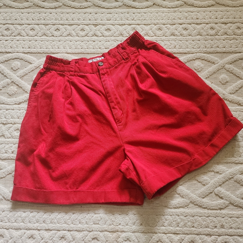 10 Red Women's Shorts